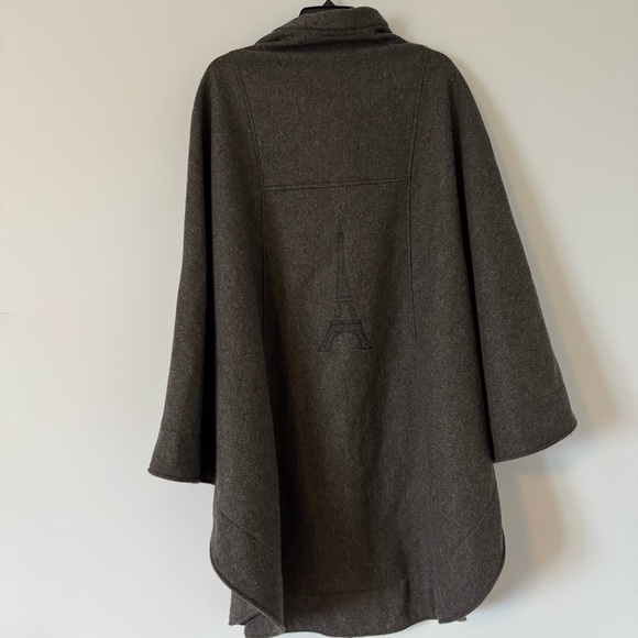 Paris Wool Blend Poncho Cape Coat Large by Suzanne Goudezeune - Picture 4 of 15